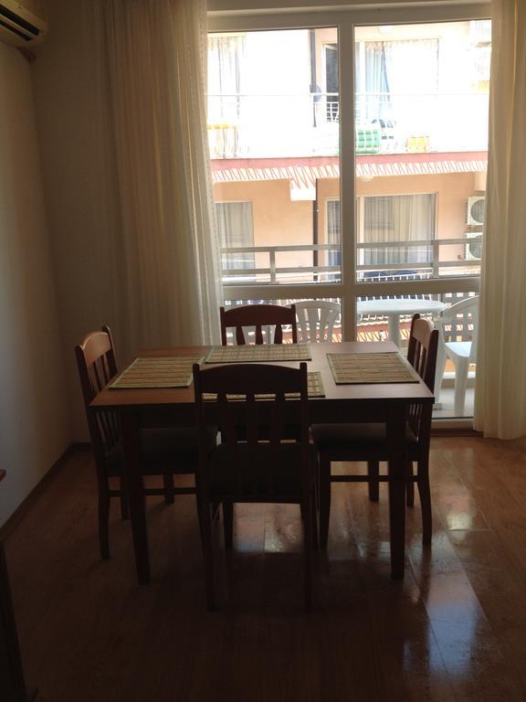 Levante Apartcomplex Nesebar Rum bild